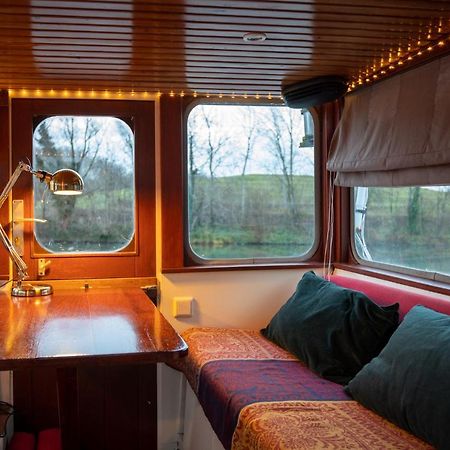 Bateau Peniche Au Coeur De Lille Bed & Breakfast ภายนอก รูปภาพ