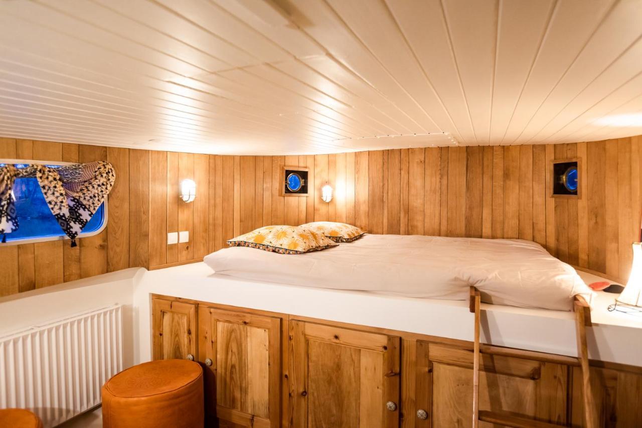 Bateau Peniche Au Coeur De Lille Bed & Breakfast ภายนอก รูปภาพ